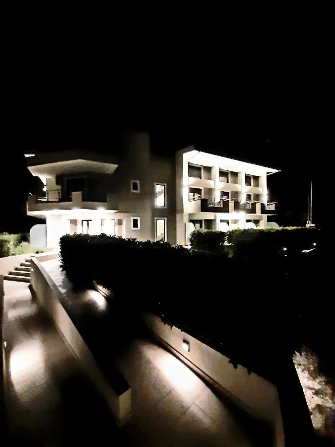 Gmare Aparthotel Gerakini